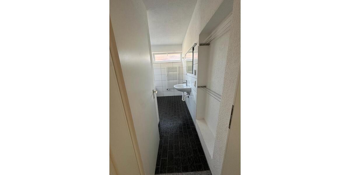 Etagenwohnung Göppingen - 3 Zimmer, 97 m&sup2;, 1.100&euro; | Angebot:24506821