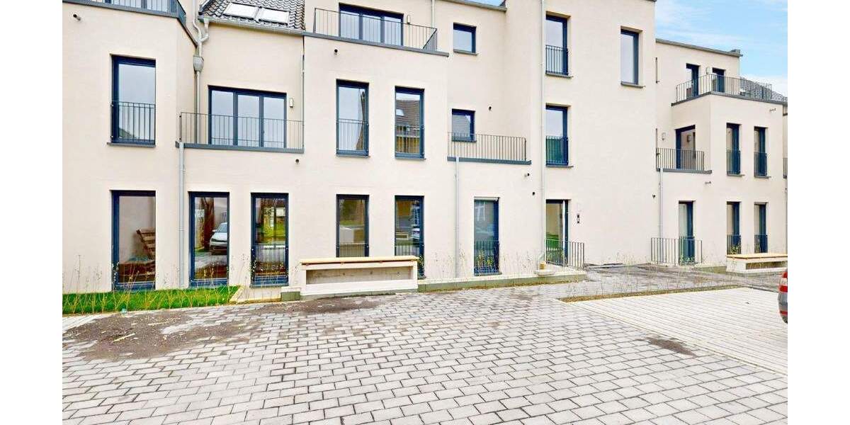 Etagenwohnung Euskirchen Roitzheim - 4 Zimmer, 203 m&sup2;, 2.580&euro; | Angebot:24875985