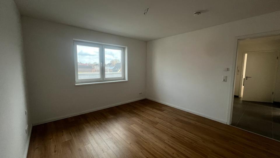 Einfamilienhaus Wilhelmshaven Altengroden - 3 Zimmer, 97 m&sup2;, 1.100&euro; | Angebot:26419506