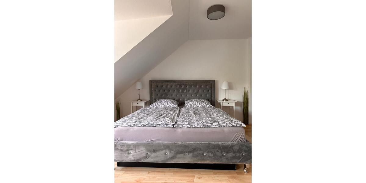 Wohnen auf Zeit Paderborn - 2 Zimmer, 75 m&sup2;, 1.150&euro; | Angebot:26645809