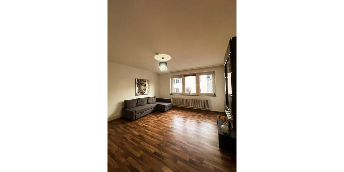 Etagenwohnung Düsseldorf - 2 Zimmer, 52 m&sup2;, 1.450&euro; | Angebot:26256328