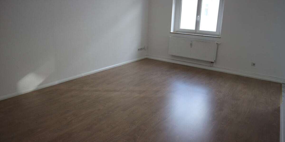 Etagenwohnung Chemnitz Chemnitz - 1 Zimmer, 37 m&sup2;, 213&euro; | Angebot:25159933