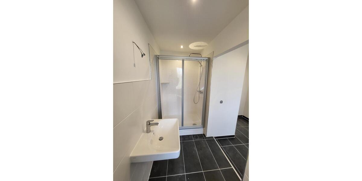 Etagenwohnung Bitterfeld-Wolfen Bitterfeld - 5 Zimmer, 117 m&sup2;, 877&euro; | Angebot:26445689