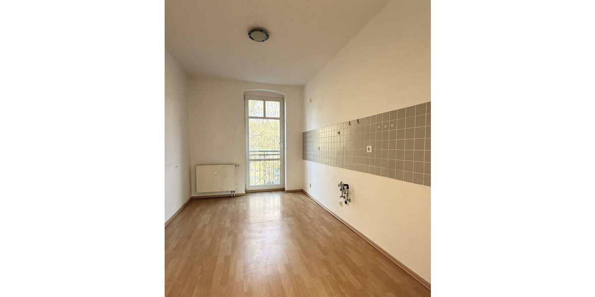 Etagenwohnung Frankfurt (Oder) Frankfurt - 4 Zimmer, 93 m&sup2;, 700&euro; | Angebot:26187948