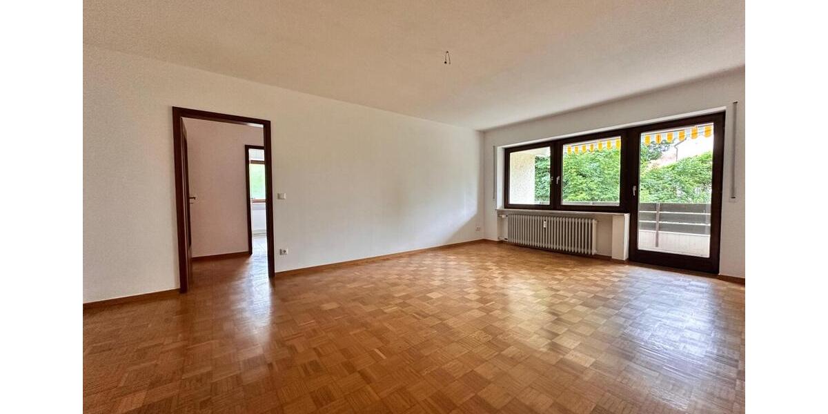 Etagenwohnung Landshut Landshut-West - 3 Zimmer, 87 m&sup2;, 1.200&euro; | Angebot:23472333