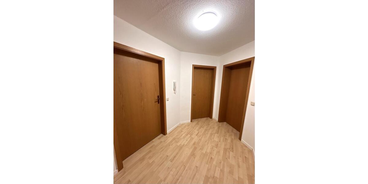3-Zimmer-Wohnung mit Einbauküche, Terrasse & Garage – 78 m² 1 zimmer