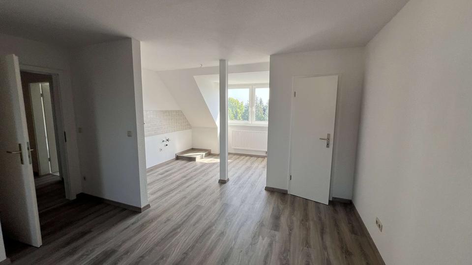 Dachgeschoßwohnung Borna - 2 Zimmer, 54 m&sup2;, 430&euro; | Angebot:25235581