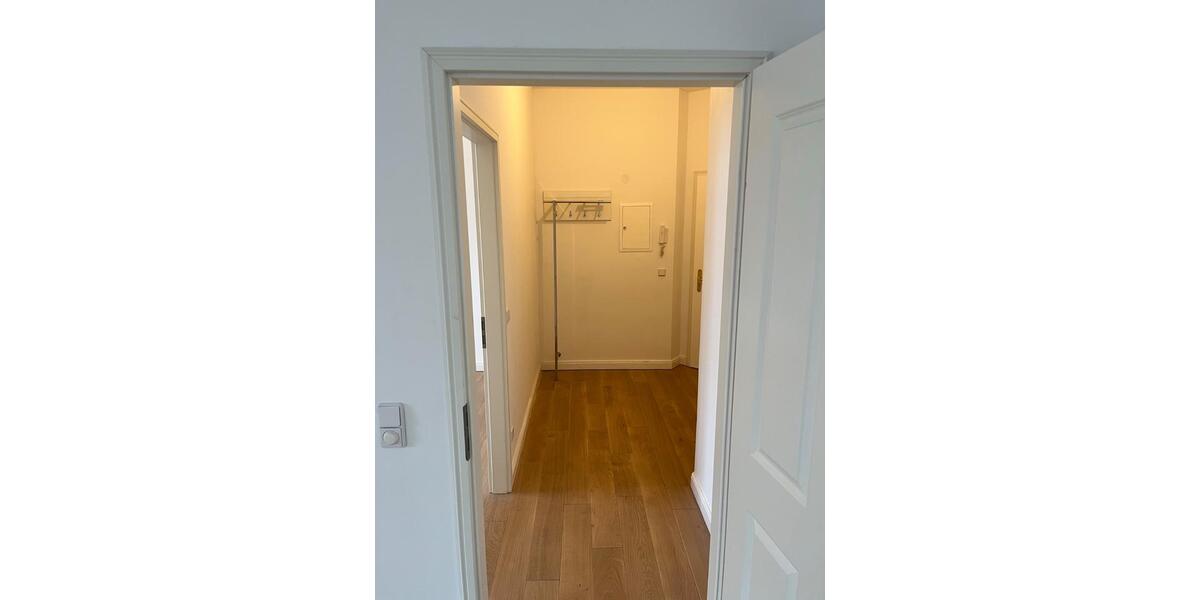 Dachgeschoßwohnung Berlin Friedrichshain-Kreuzberg - 2 Zimmer, 108 m&sup2;, 2.400&euro; | Angebot:26635070