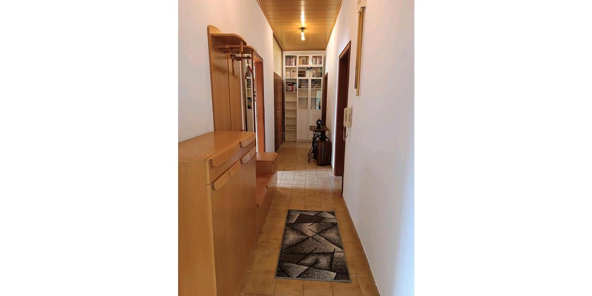 Zimmer in 2er WG Nähe FHöV Innenstadt Alleestraße, 1. OG 2 zimmer