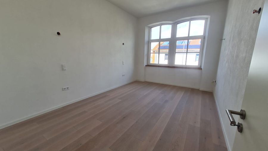 Blick ins Grüne - zentrale Wohnung 3-Zi + Wohnküche mit Garten - Erdgeschoßwohnung Marktbreit | Angebot:26157442