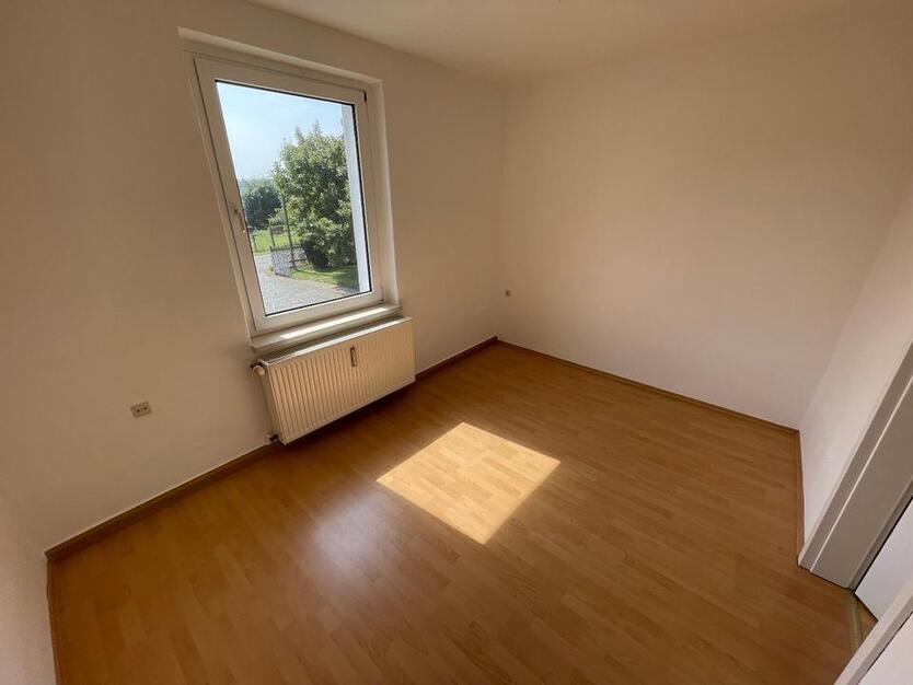 Renovierte 3 RaumWohnung mit neuer Küche in Agnesdorf