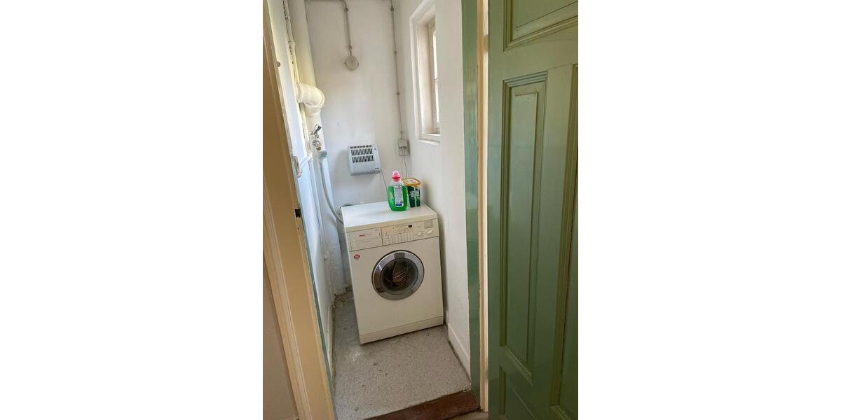 Ein separates Zimmer in einer 3-Zimmer-Wohnung zimmer