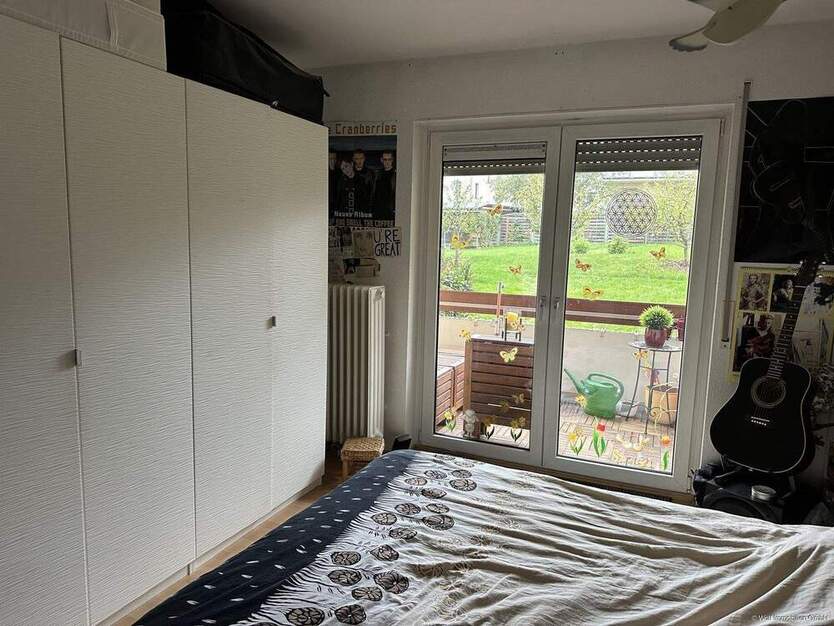 3-Zimmerwohnung mit Gartenblick, herrlich ruhig im alten Ortskern von Eschborn. Bitte Texte lesen! 3 zimmer
