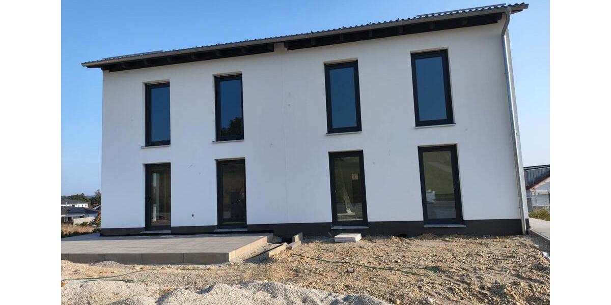 Doppelhaushälfte Eichendorf - 5 Zimmer, 145 m&sup2;, 1.350&euro; | Angebot:27620934
