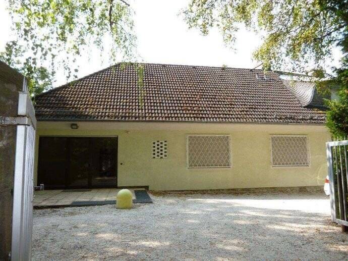 Großzügige Büroetage in einem bezaubernden Villenanwesen!! zimmer