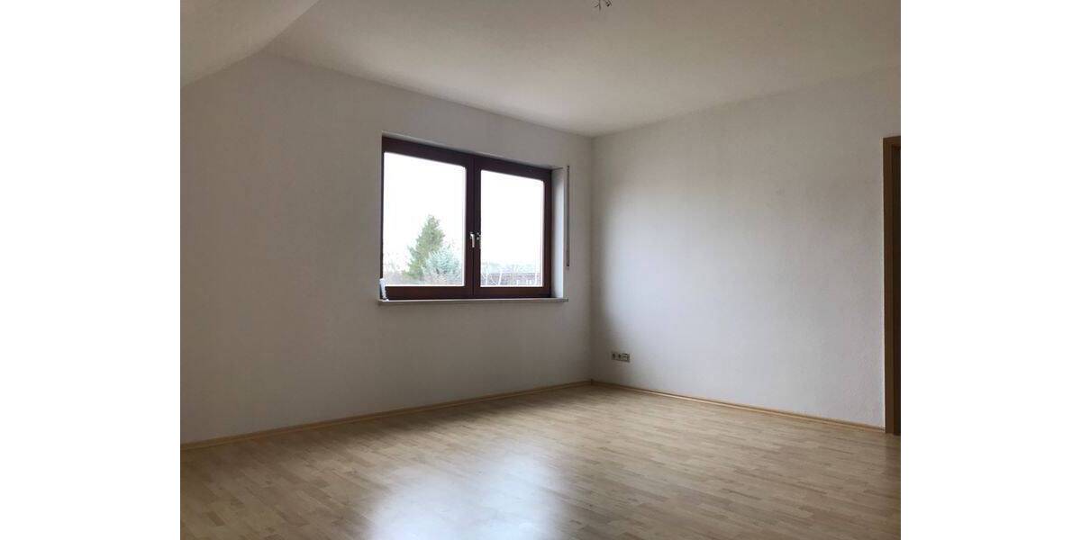 Etagenwohnung Wurzen Kühren - 3 Zimmer, 77 m&sup2;, 380&euro; | Angebot:26470894