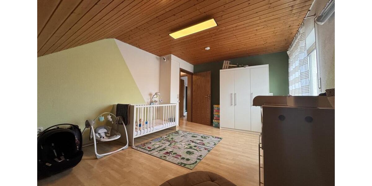 Etagenwohnung Crailsheim - 4 Zimmer, 93 m&sup2;, 850&euro; | Angebot:25219642