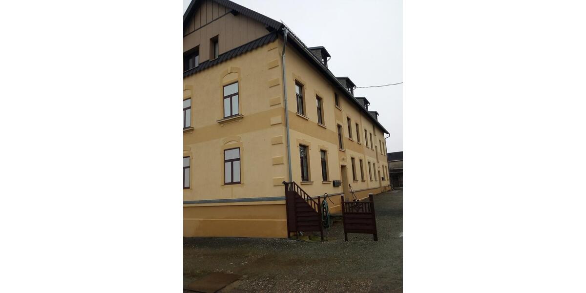Etagenwohnung Crimmitschau - 4 Zimmer, 87 m&sup2;, 363&euro; | Angebot:24786900