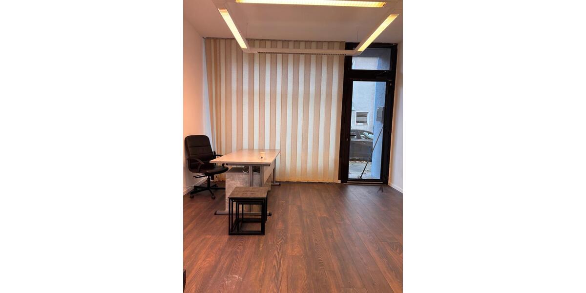 Gewerbefläche 35 m² – vielseitig nutzbar: z.B Büro, Stehcafé zimmer