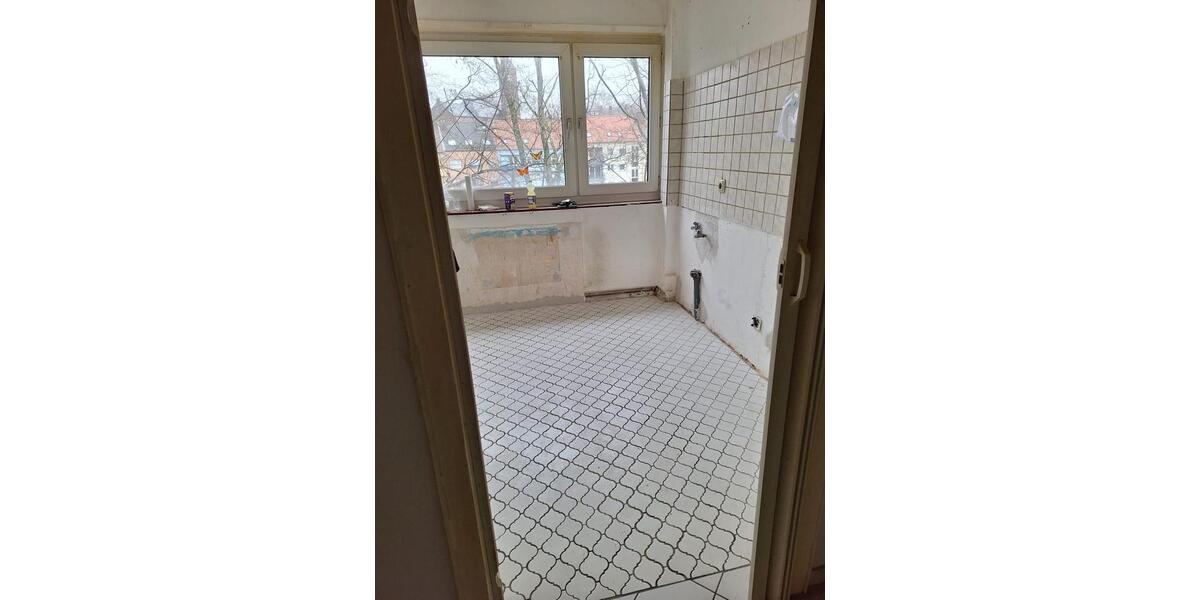 Erdgeschoßwohnung Saarbrücken West - 2 Zimmer, 50 m&sup2;, 430&euro; | Angebot:25103296