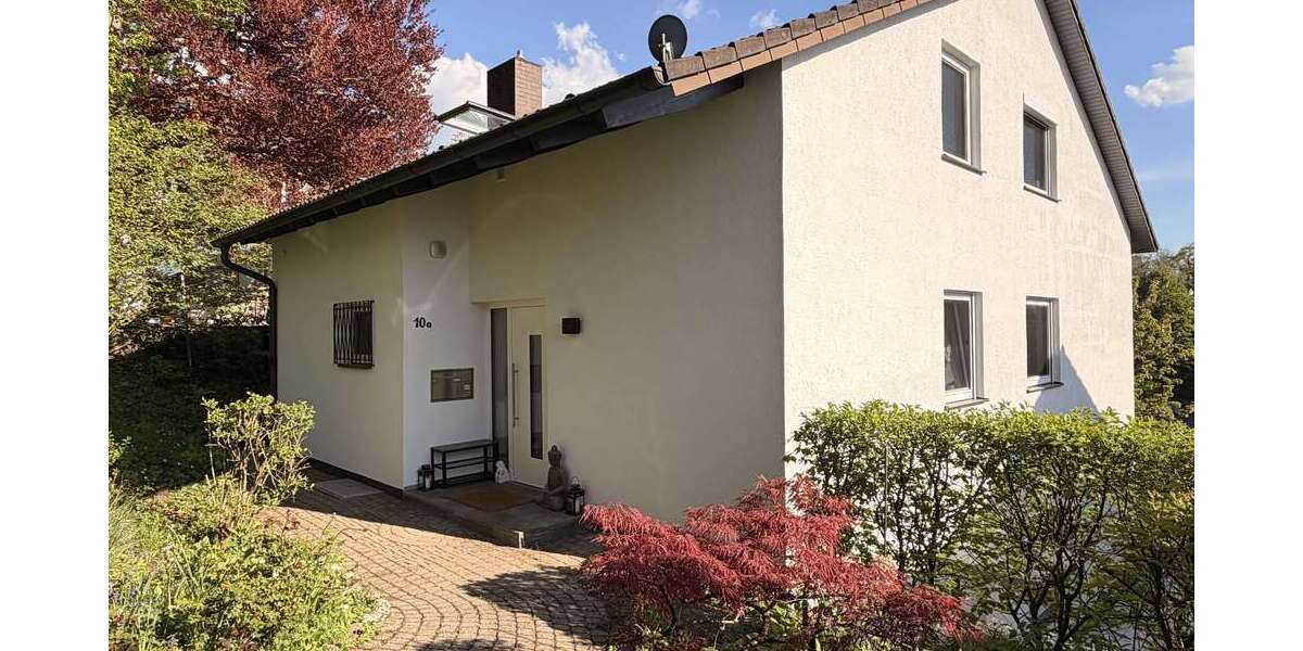 Einfamilienhaus Lörrach - 7 Zimmer, 195 m&sup2;, 2.600&euro; | Angebot:26366053