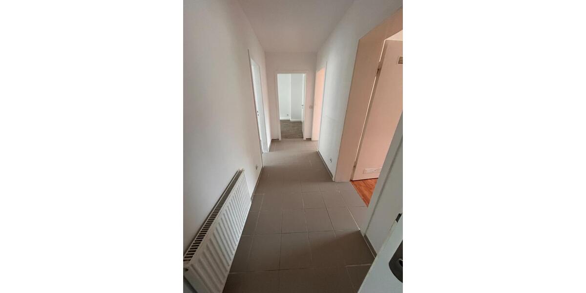 Etagenwohnung Wuppertal - 3 Zimmer, 70 m&sup2;, 580&euro; | Angebot:24588674