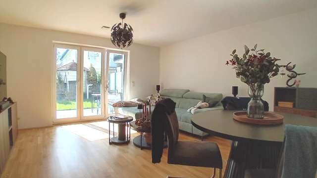 Etagenwohnung München Trudering-Riem - 3 Zimmer, 83 m&sup2;, 1.880&euro; | Angebot:26196684