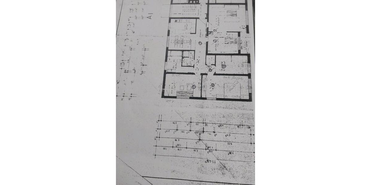 Etagenwohnung Marburg Marbach - 5.5 Zimmer, 130 m&sup2;, 1.400&euro; | Angebot:26690856