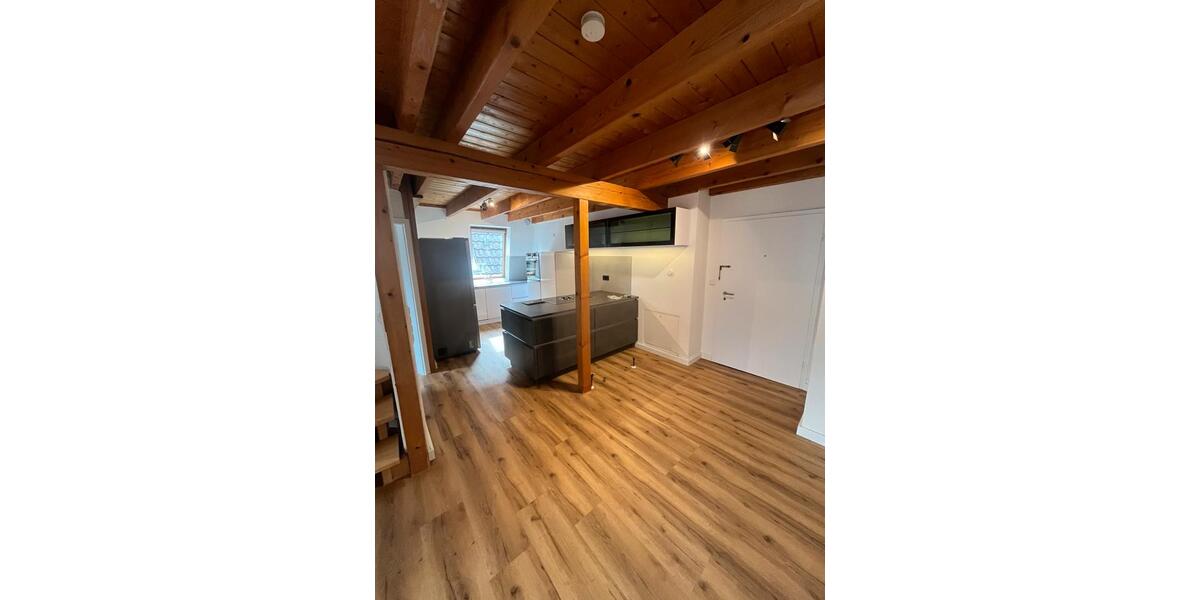 Maisonettenwohnung Bad Friedrichshall - 3.5 Zimmer, 100 m&sup2;, 1.250&euro; | Angebot:26547320