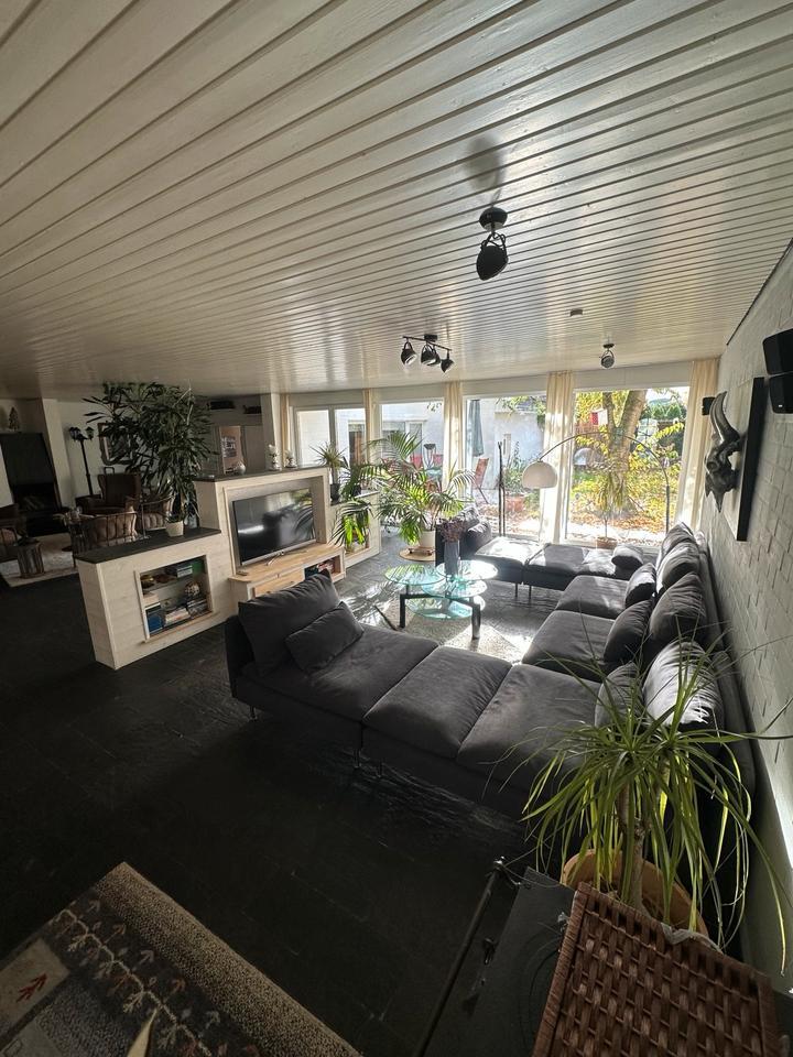 Luxuriöse Wohnung mit Garten und Sauna zimmer