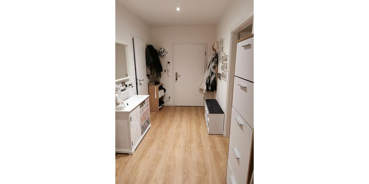 Dachgeschoßwohnung Nauen - 2 Zimmer, 94 m&sup2;, 1.409&euro; | Angebot:25995364