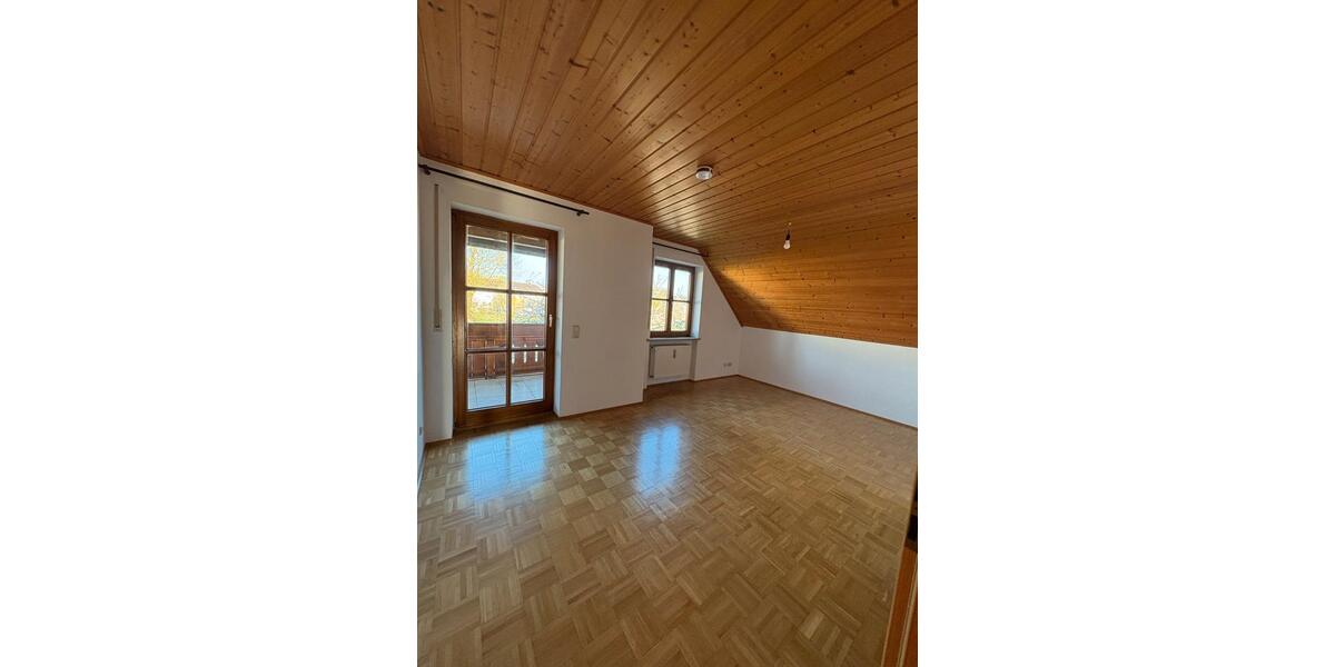 Etagenwohnung Niederschönenfeld - 4 Zimmer, 116 m&sup2;, 1.050&euro; | Angebot:26648175