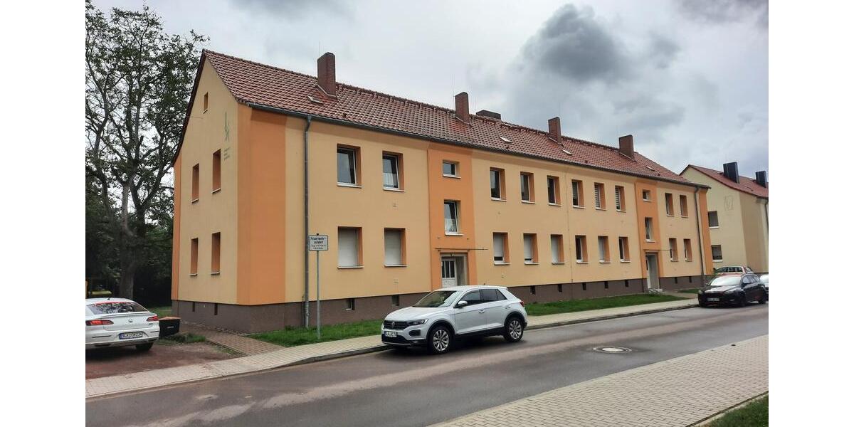 Etagenwohnung Nienburg (Saale) - 3 Zimmer, 63 m&sup2;, 450&euro; | Angebot:21269145