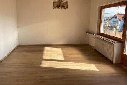 Wohnung Warburg - 3 Zimmer, 95 m&sup2;, 600&euro; | Angebot:25988577