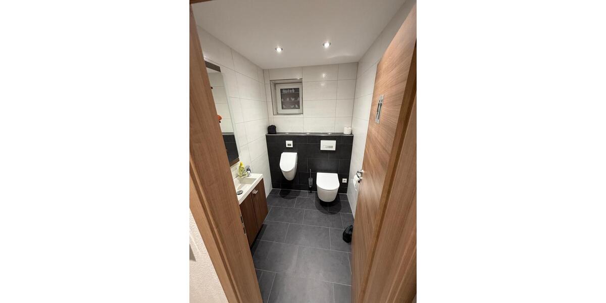 Terrassenwohnung Worms Nördliche Vororte - 6 Zimmer, 150 m&sup2;, 1.500&euro; | Angebot:26043690