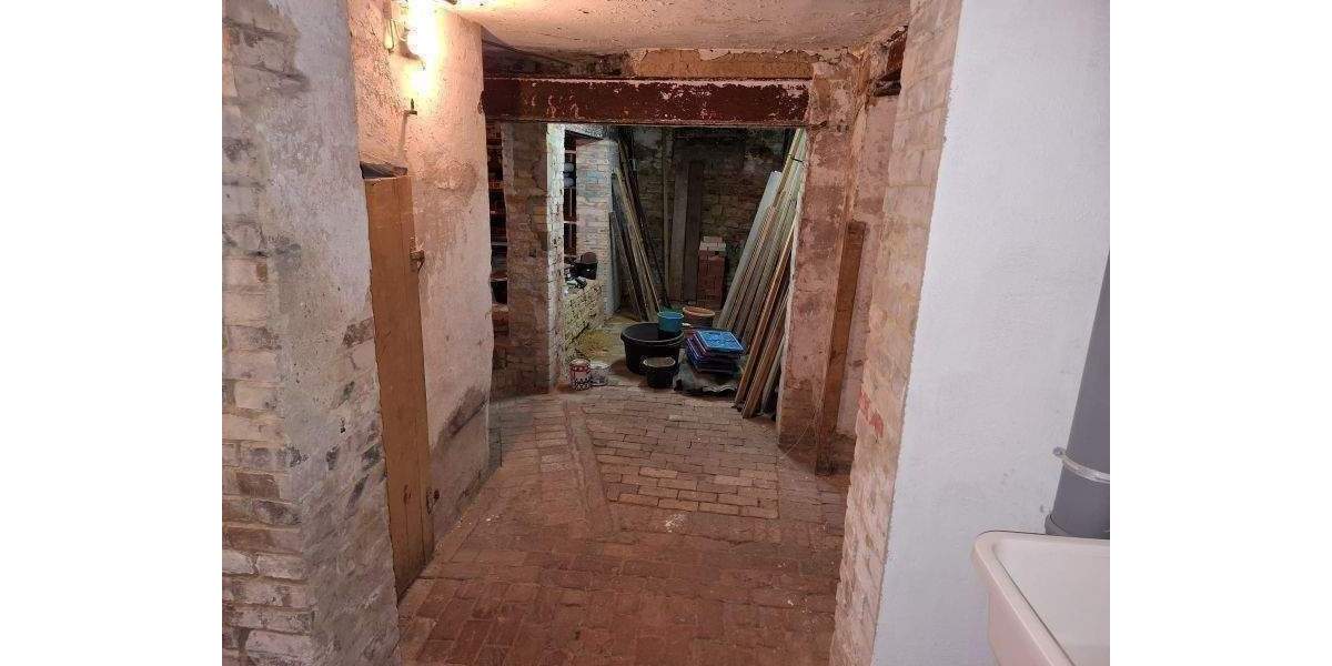 Etagenwohnung Aschersleben - 4 Zimmer, 95 m&sup2;, 690&euro; | Angebot:26595459