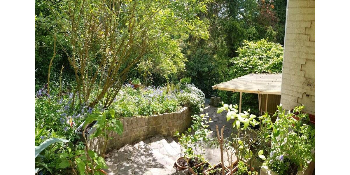 Hochparterre Detmold Hiddesen - 3 Zimmer, 96 m&sup2;, 730&euro; | Angebot:26697846