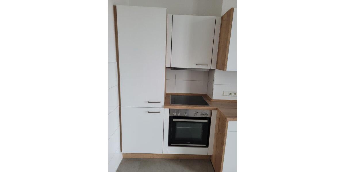 Etagenwohnung Bremerhaven Geestemünde - 3 Zimmer, 77 m&sup2;, 565&euro; | Angebot:26676185