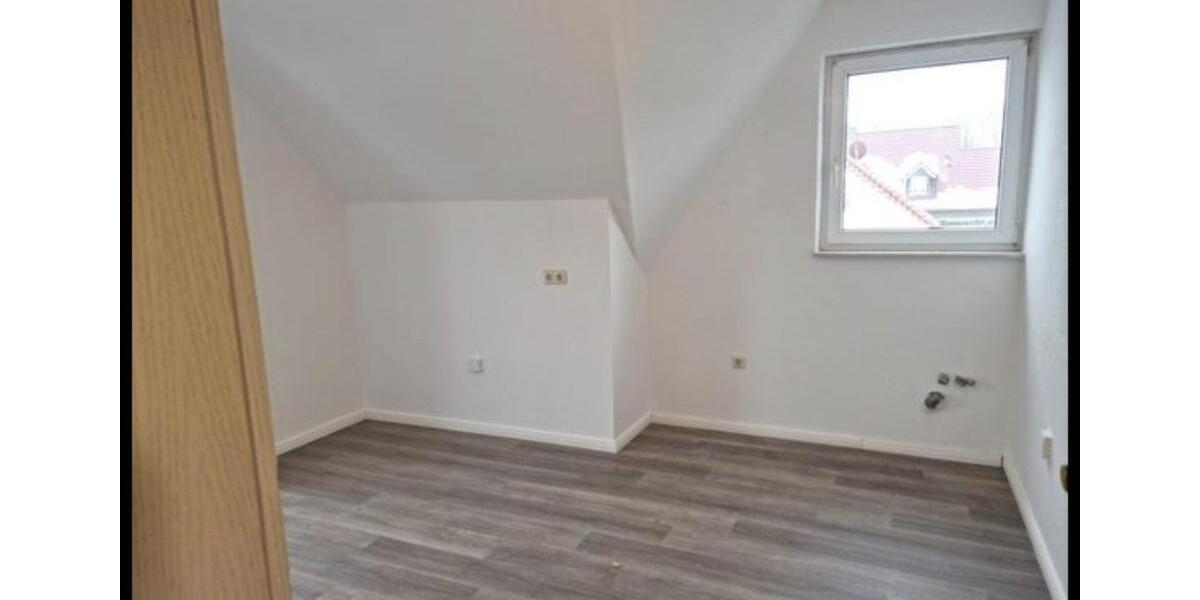 Etagenwohnung Saterland - 3 Zimmer, 100 m&sup2;, 800&euro; | Angebot:26450240