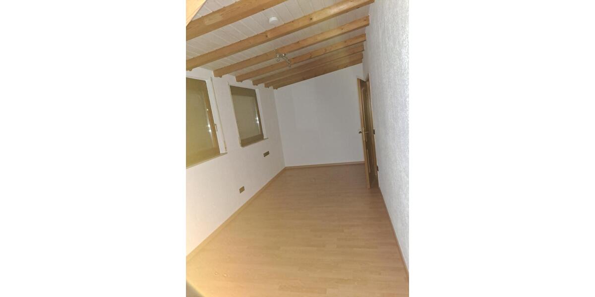 Exklusive Dachgeschosswohnung zimmer