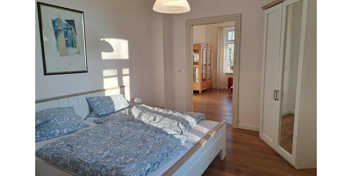 Einfamilienhaus Dornum - 9 Zimmer, 253 m&sup2;, 2.530&euro; | Angebot:24842652