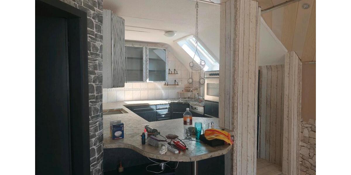 Maisonettenwohnung Seelze - 7 Zimmer, 150 m&sup2;, 1.400&euro; | Angebot:26705894
