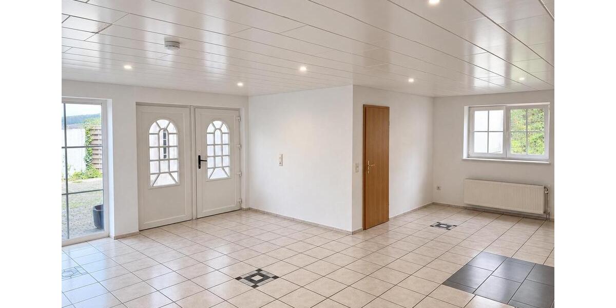 Erdgeschoßwohnung Arnsberg - 2 Zimmer, 76 m&sup2;, 590&euro; | Angebot:27626499