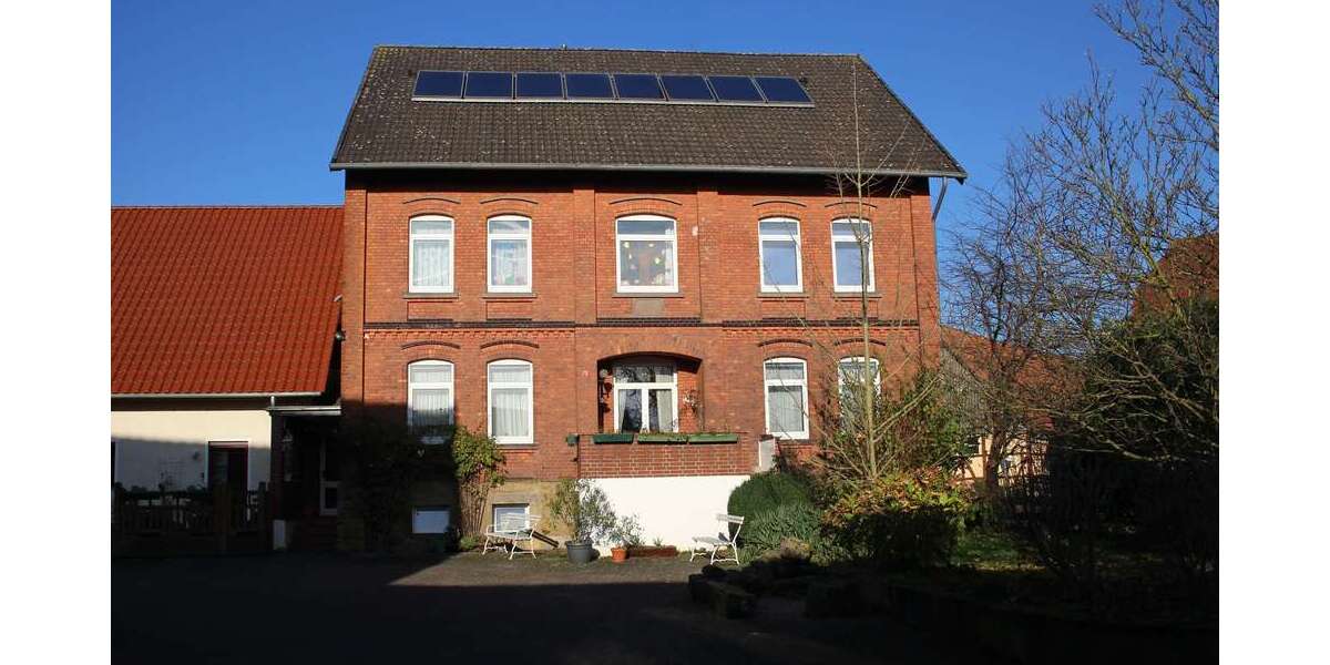 Etagenwohnung Hameln Kernstadt - 4 Zimmer, 112 m&sup2;, 620&euro; | Angebot:25037427