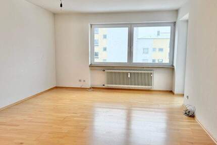 Wohnung Regensburg Westenviertel - 2 Zimmer, 67 m&sup2;, 760&euro; | Angebot:24649128
