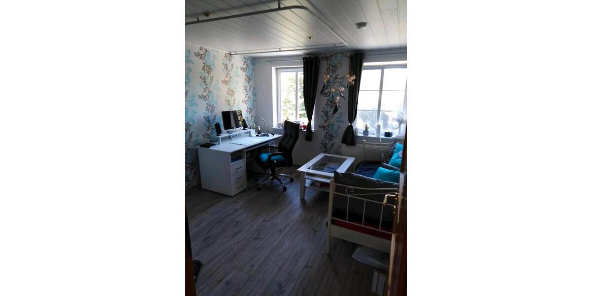 Doppelhaushälfte Ladelund - 4 Zimmer, 160 m&sup2;, 1.400&euro; | Angebot:26633461