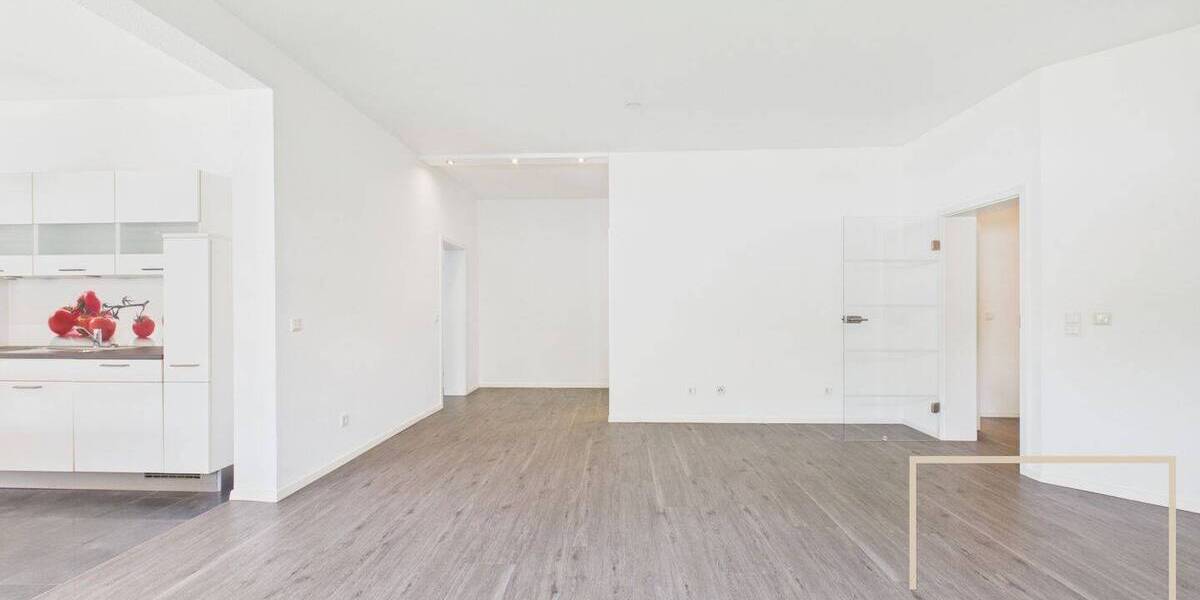 Etagenwohnung Trier Innenstadt - 2 Zimmer, 78 m&sup2;, 960&euro; | Angebot:26695123