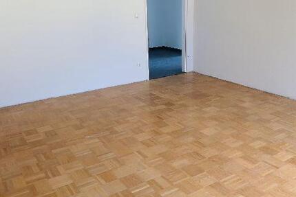 2024 renovierte 2 Zimmer Wohnung in ruhiger Lage! Eine neuwertige Einbauküche kann verbleiben! 2 zimmer