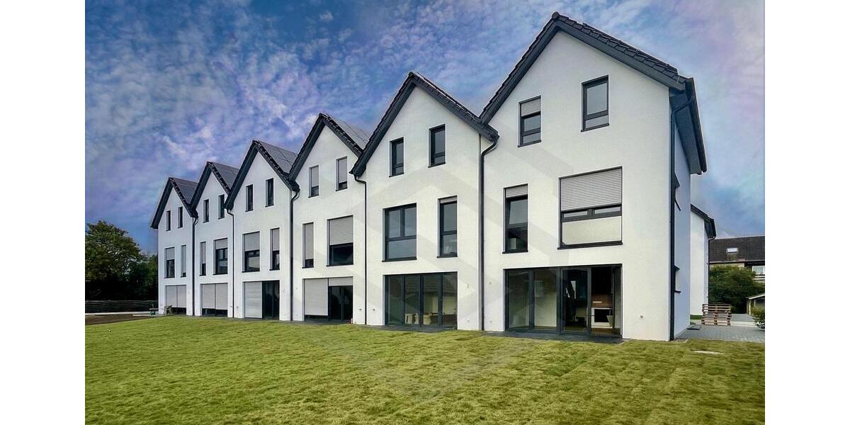 Erstbezug Nur noch 4 Mittel-Reihenhäuser frei, Mieten oder Kauf, KFW 40 QNG 2 MM mietfrei 4 zimmer