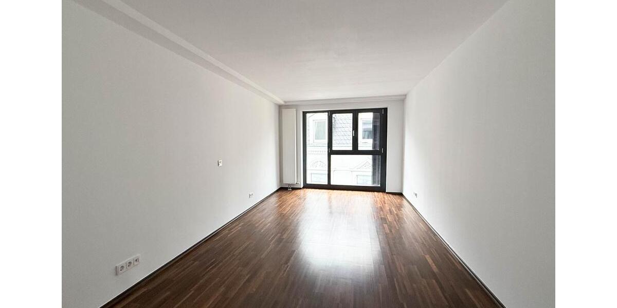Etagenwohnung Bonn - 2 Zimmer, 82 m&sup2;, 1.088&euro; | Angebot:25103480
